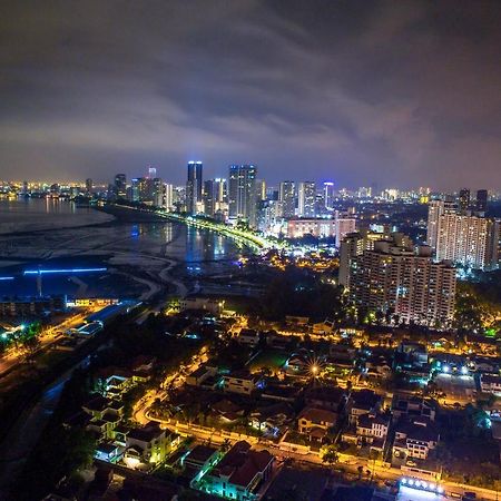 Landmark By Katana 3Br Romantic Luxury Seaview Homestay Gurney无敌海景三房套房 Tanjung Tokong Экстерьер фото