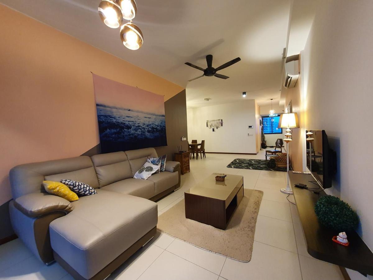 Landmark By Katana 3Br Romantic Luxury Seaview Homestay Gurney无敌海景三房套房 Tanjung Tokong Экстерьер фото